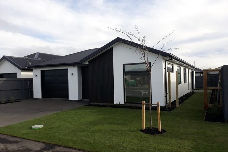 Photo of property in 9 Romney Drive, Belfast, Christchurch, 8051