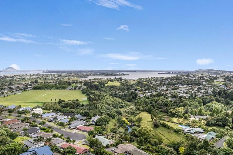Photo of property in 18 Cashmere Way, Welcome Bay, Tauranga, 3112