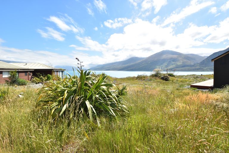 Photo of property in 32 Ohau Drive, Lake Ohau, Twizel, 9412