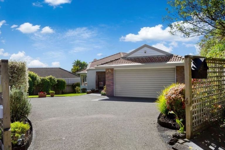 Photo of property in 5 Rimu Rise, Albany, Auckland, 0632