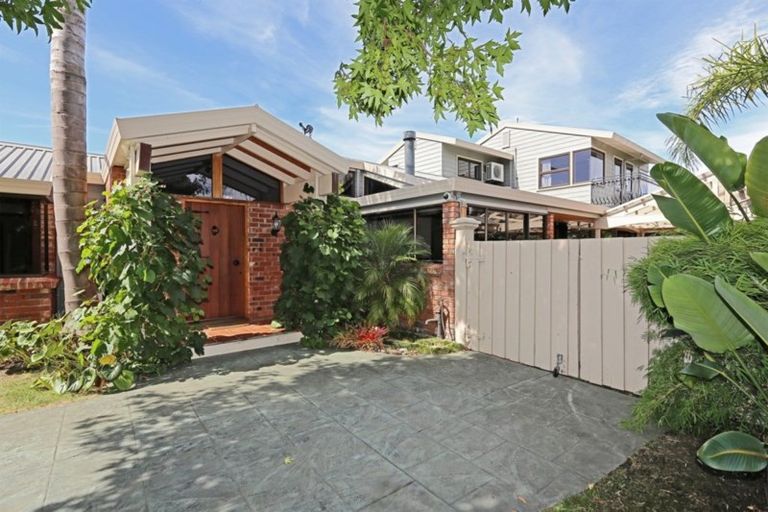 Photo of property in 1241 Ada Street, Parkvale, Hastings, 4122