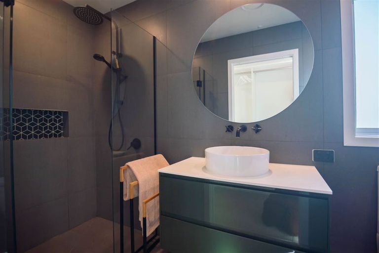 Photo of property in 21 Ocean Beach Street, Foxton Beach, Foxton, 4815