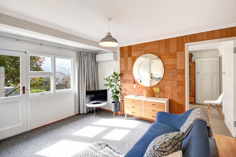 Photo of property in 8 Irvine Road, The Cove, Dunedin, 9077