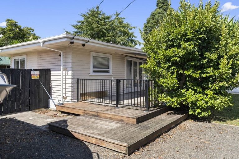 Photo of property in 5 Clevedon Road, Papakura, 2110