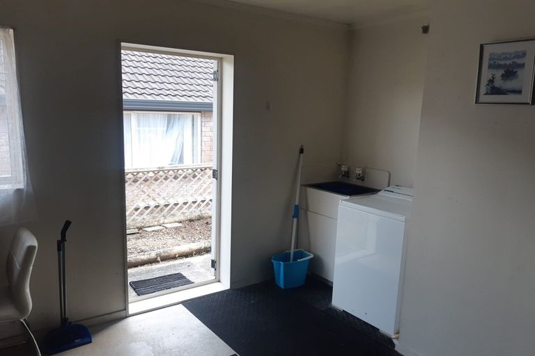 Photo of property in 5 The Boulevard, Red Beach, 0932