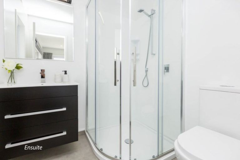 Photo of property in 4 Te Punga Road, Wallaceville, Upper Hutt, 5018