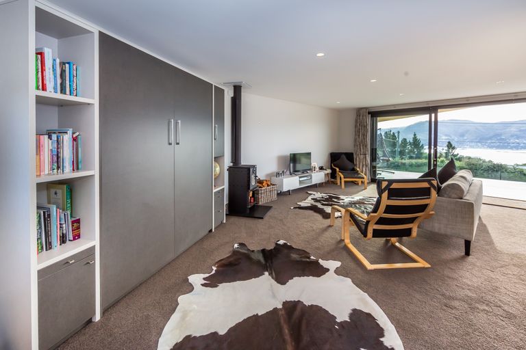 Photo of property in 8 Ngatea Road, Diamond Harbour, Lyttelton, 8971