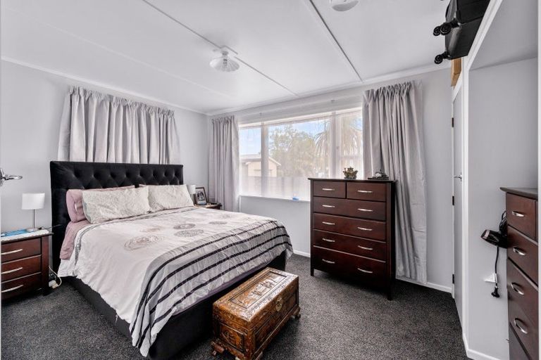 Photo of property in 506 Huia Street, Camberley, Hastings, 4120