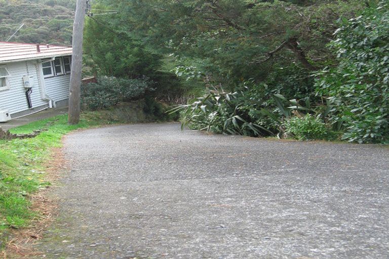 Photo of property in 46 Logie Street, Stokes Valley, Lower Hutt, 5019