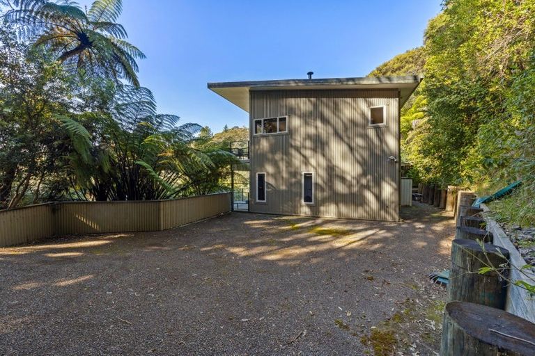 Photo of property in 1703 Kenepuru Road, Te Mahia, Picton, 7282