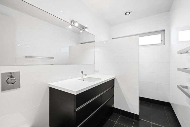 Photo of property in 18 Minchin Crescent, St Andrews, Hamilton, 3200