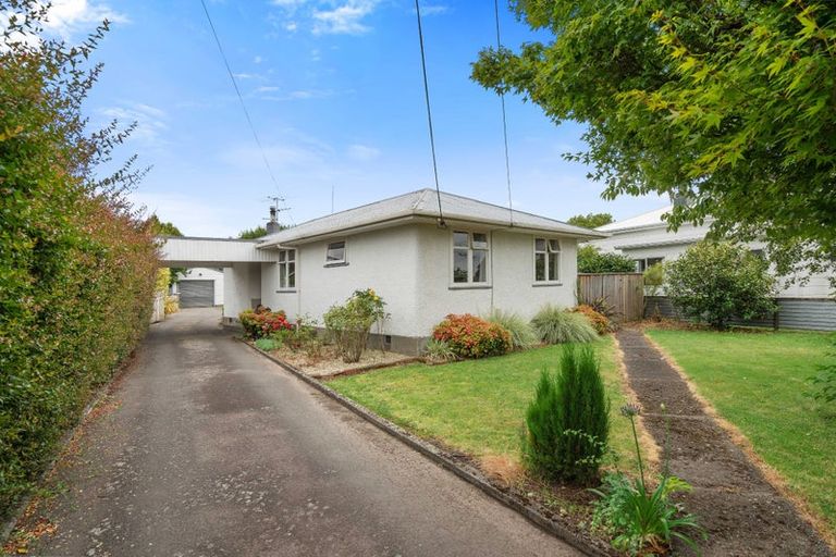 Photo of property in 100 South Road, Solway, Masterton, 5810