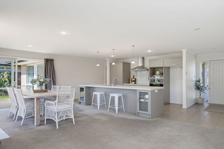 Photo of property in 63b Malta Crescent, Katikati, 3129