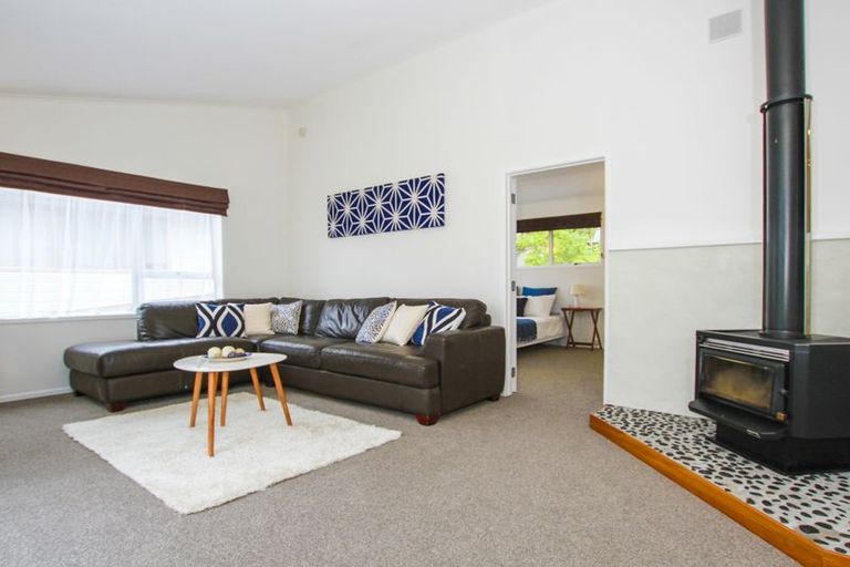 Photo of property in 3 Willowbrook Place, Titirangi, Auckland, 0604