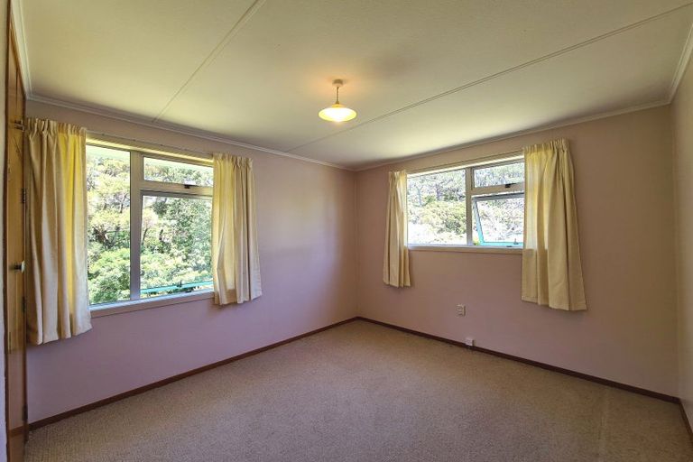 Photo of property in 109 Huaroa Street, Coromandel, 3506