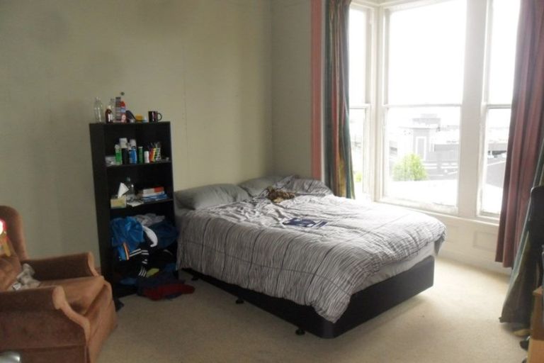 Photo of property in 1 Heriot Row, Dunedin Central, Dunedin, 9016