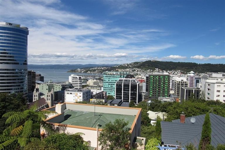 Photo of property in 1/243 The Terrace, Te Aro, Wellington, 6011