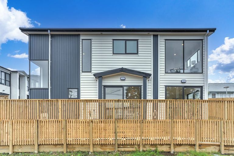Photo of property in 61a Hillcrest Road, Papatoetoe, Auckland, 2025