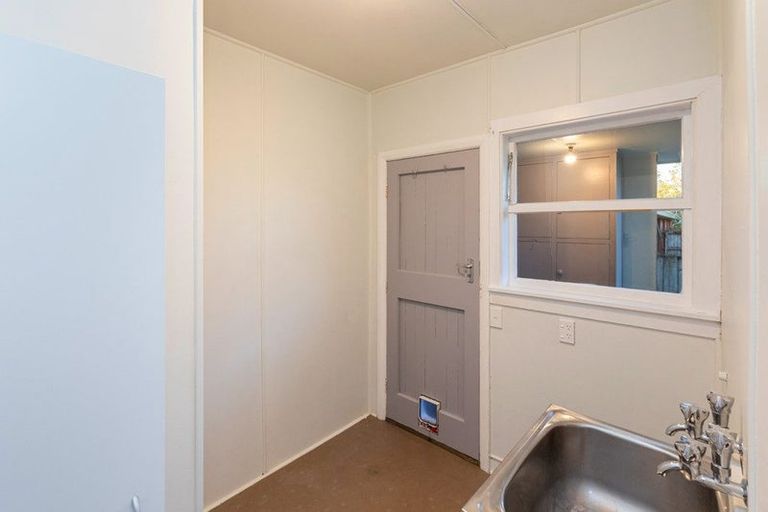 Photo of property in 5 Yeovil Place, St Albans, Christchurch, 8052