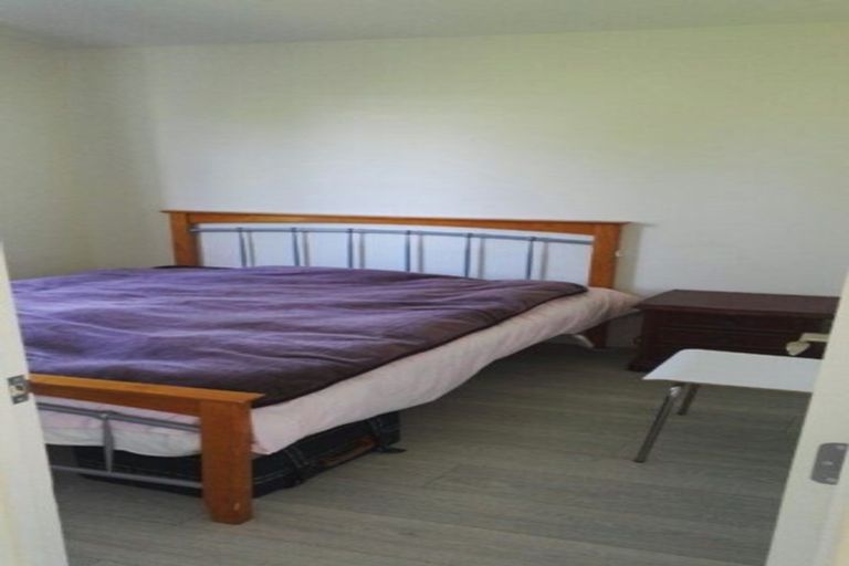 Photo of property in 6 Sunnyfield Crescent, Glenfield, Auckland, 0629