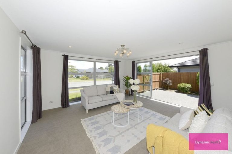 Photo of property in 16 Augustine Drive, Aidanfield, Christchurch, 8025