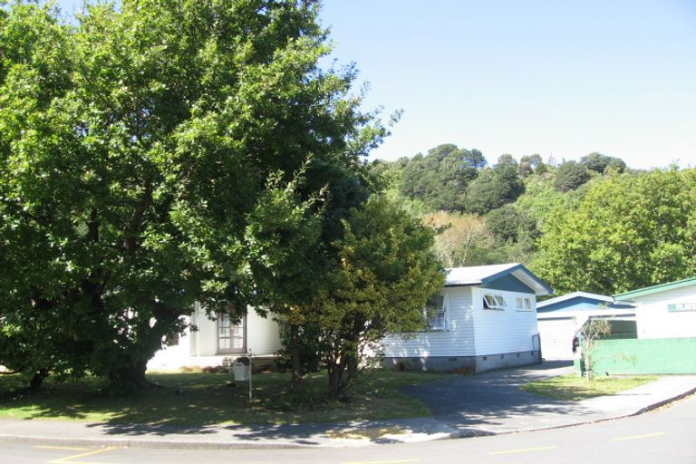 Photo of property in 14 Molloys Road, Te Marua, Upper Hutt, 5018