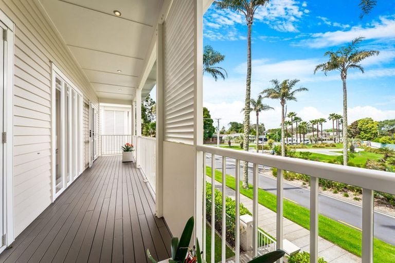 Photo of property in 6 Puriri Boulevard, Orewa, 0931