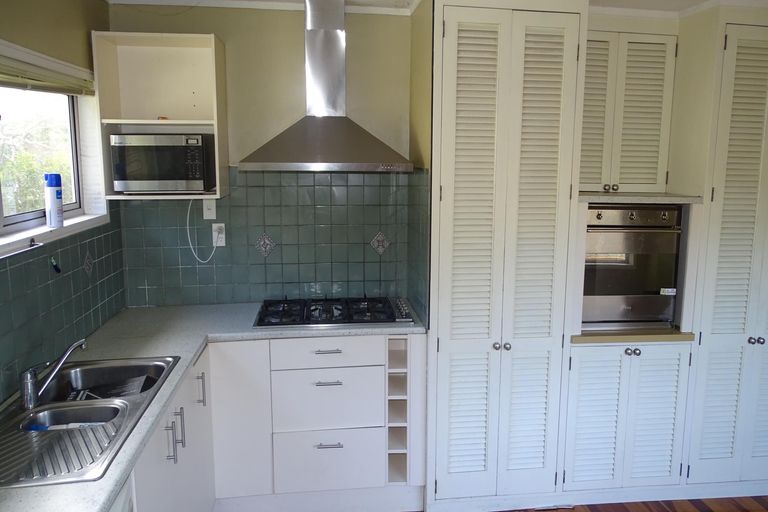 Photo of property in 8 Lanark Street, Milford, Auckland, 0620