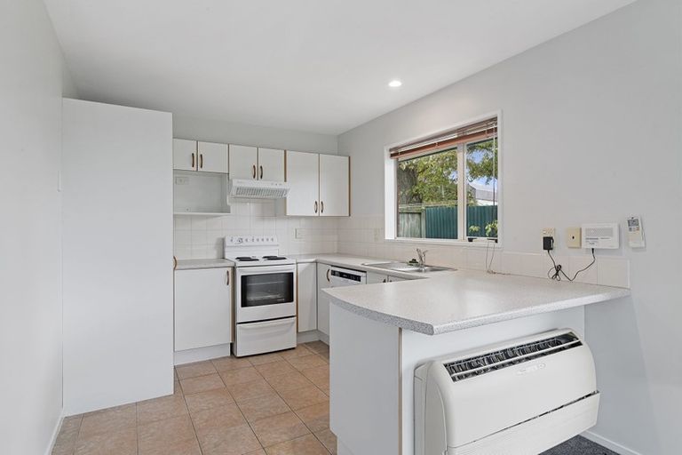 Photo of property in 4/15 Sylvan Street, Hillmorton, Christchurch, 8024