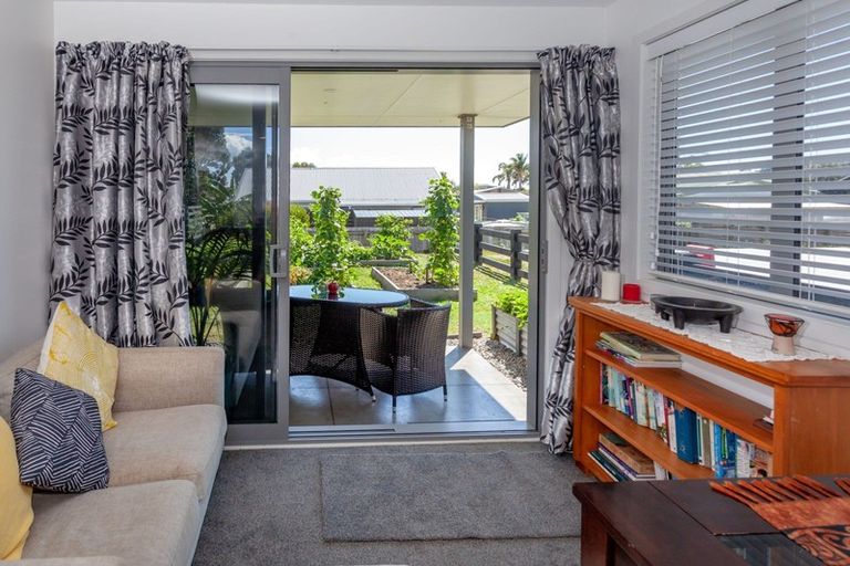 Photo of property in 30 Navigation Drive, Cooks Beach, Whitianga, 3591