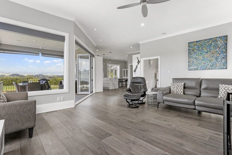 Photo of property in 490 North Road, Clevedon, Papakura, 2582