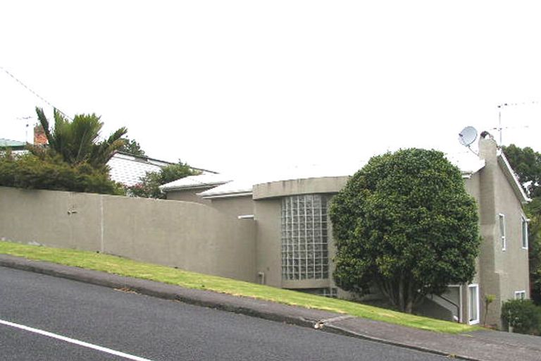 Photo of property in 2/20 Hart Road, Hauraki, Auckland, 0622