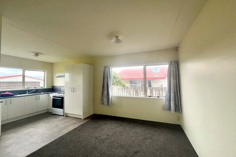 Photo of property in 29 Barneys Farm Road, Clendon Park, Auckland, 2103