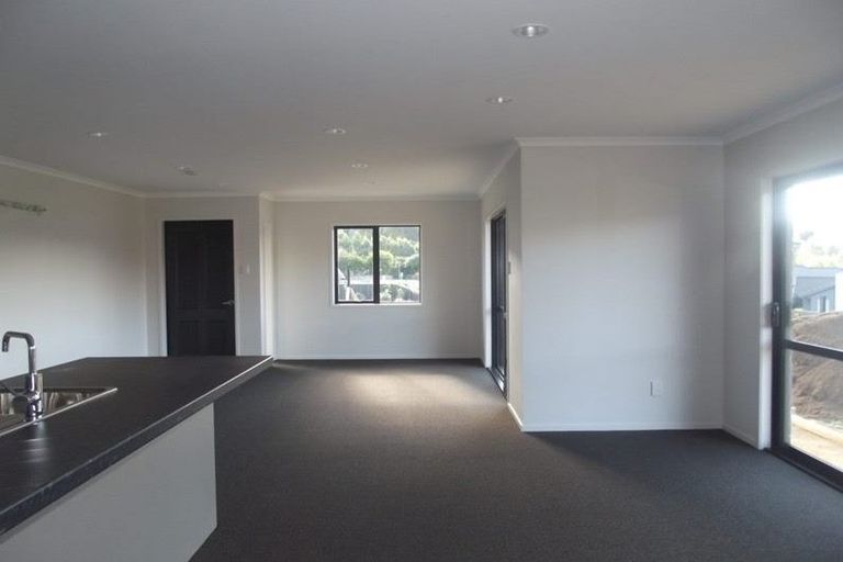 Photo of property in 18 Diamond Grove, Brown Owl, Upper Hutt, 5018