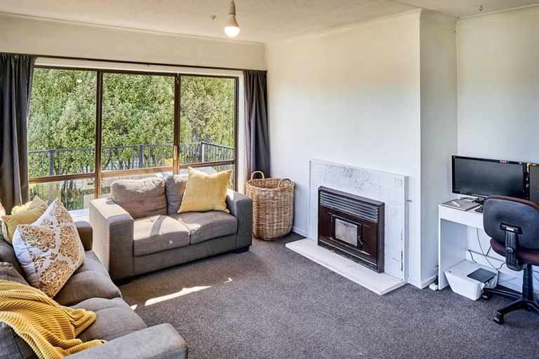 Photo of property in 29 Penguin Grove, Waitangirua, Porirua, 5024