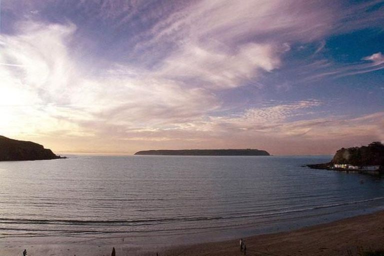 Photo of property in 25a-d Tireti Road, Titahi Bay, Porirua, 5022