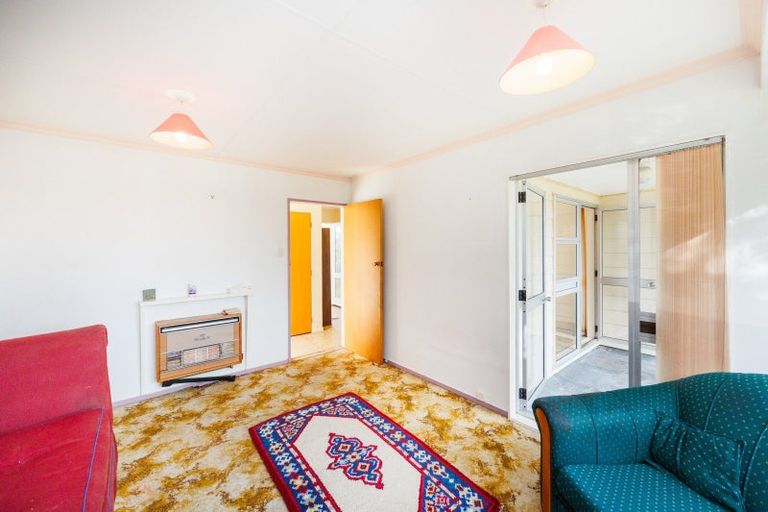 Photo of property in 4 Waihi Place, Westbrook, Palmerston North, 4412