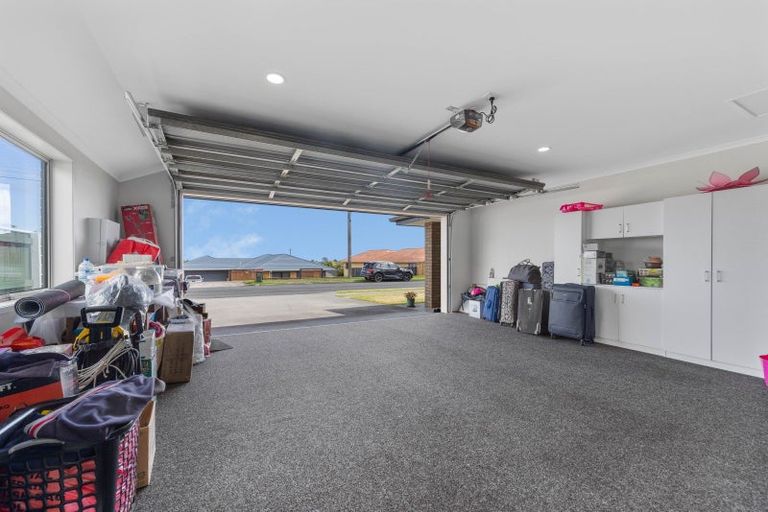 Photo of property in 12 Wills Road, Bell Block, New Plymouth, 4312