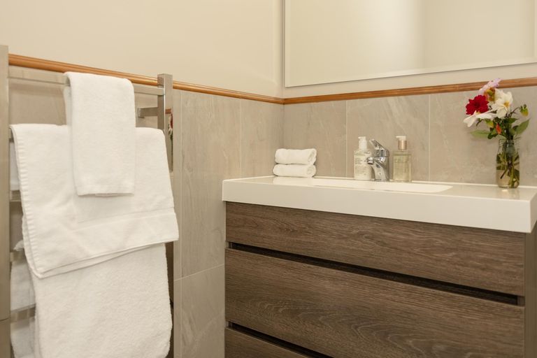 Photo of property in 33 Wellington Street, Enfield, Oamaru, 9491