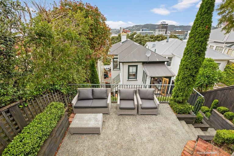 Photo of property in 22 Talavera Terrace, Kelburn, Wellington, 6012