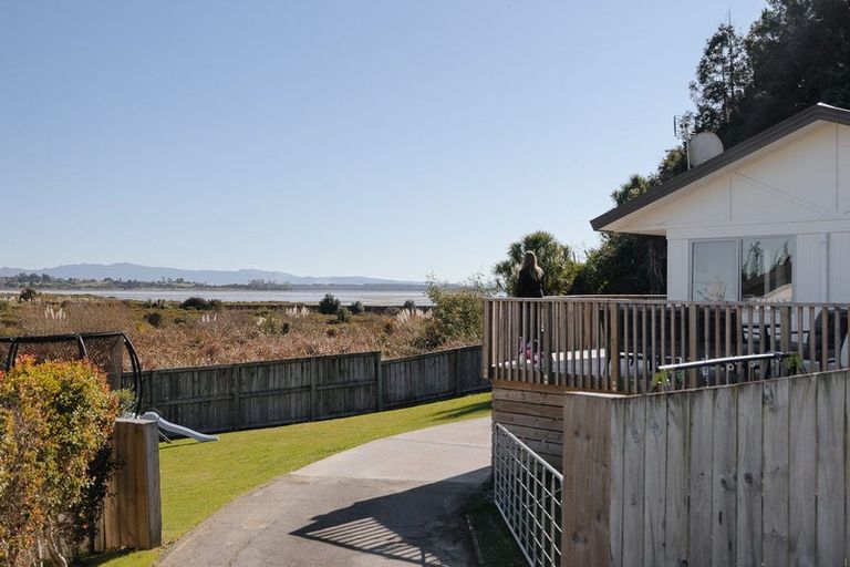 Photo of property in 9 Westwood Street, Bellevue, Tauranga, 3110