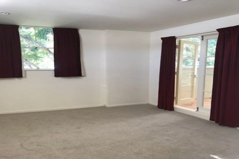 Photo of property in Lexington Apartments, 8/33 Hania Street, Mount Victoria, Wellington, 6011