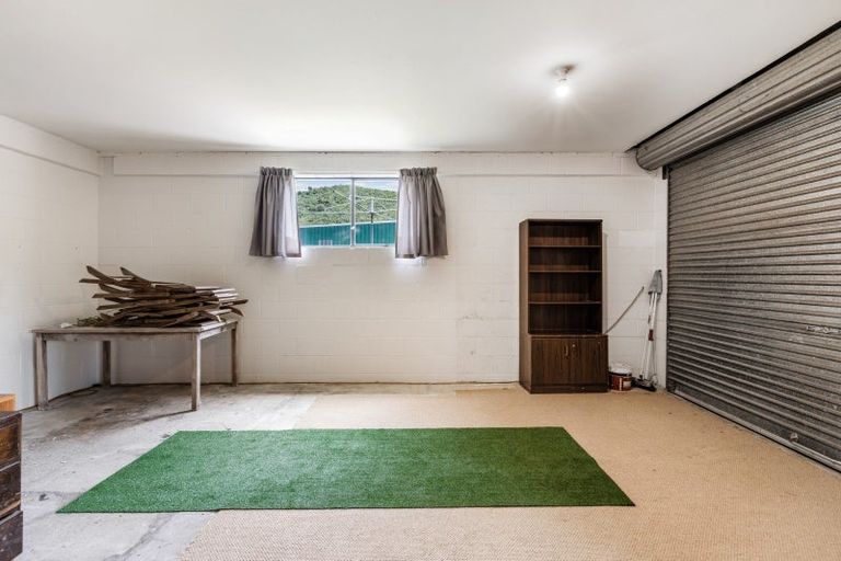 Photo of property in 30 Beach Road, Waikawa, Picton, 7220