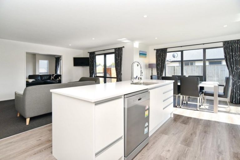 Photo of property in 58 Bayliss Drive, Kaiapoi, 7630