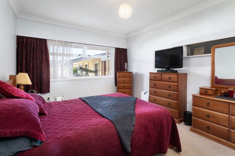 Photo of property in 16 Carisbrooke Street, Katikati, 3129