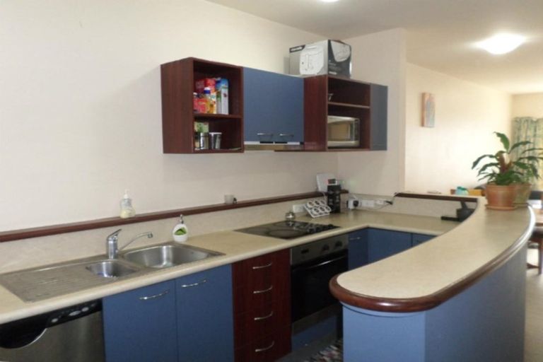 Photo of property in Luxford Villas, 104/72 Herald Street, Berhampore, Wellington, 6023