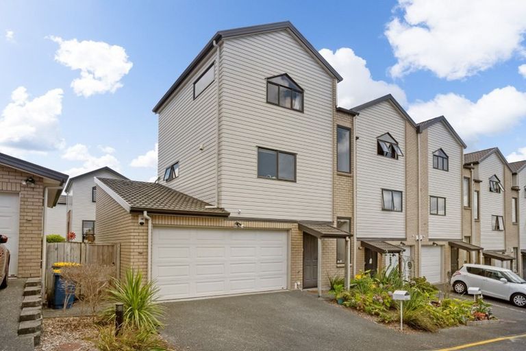 Photo of property in St Claire Village, 12/172 Mcleod Road, Te Atatu South, Auckland, 0610