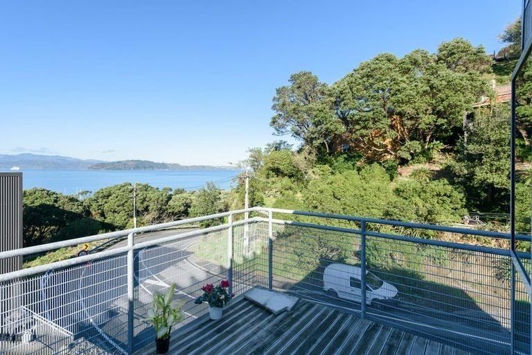 Photo of property in 18/2 Onslow Road, Khandallah, Wellington, 6035