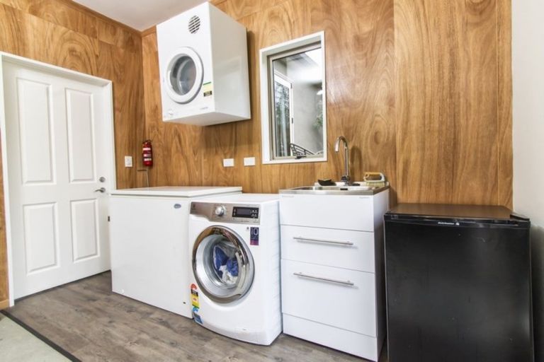 Photo of property in 8 Short Street, Bannockburn, Cromwell, 9384