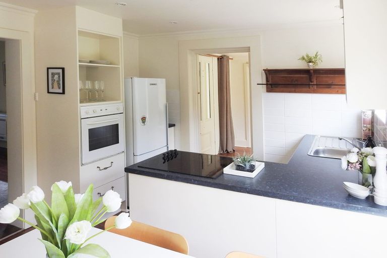 Photo of property in 10a Wharfe Street, South Hill, Oamaru, 9400